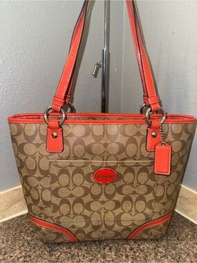 Coach Heritage Peyton Signature Pocket Tote Bag EUC